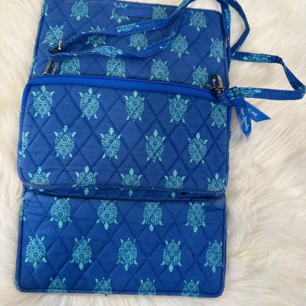 Vera Bradley - Turtle Print‎ Quilted Crossbody Wallet Purse